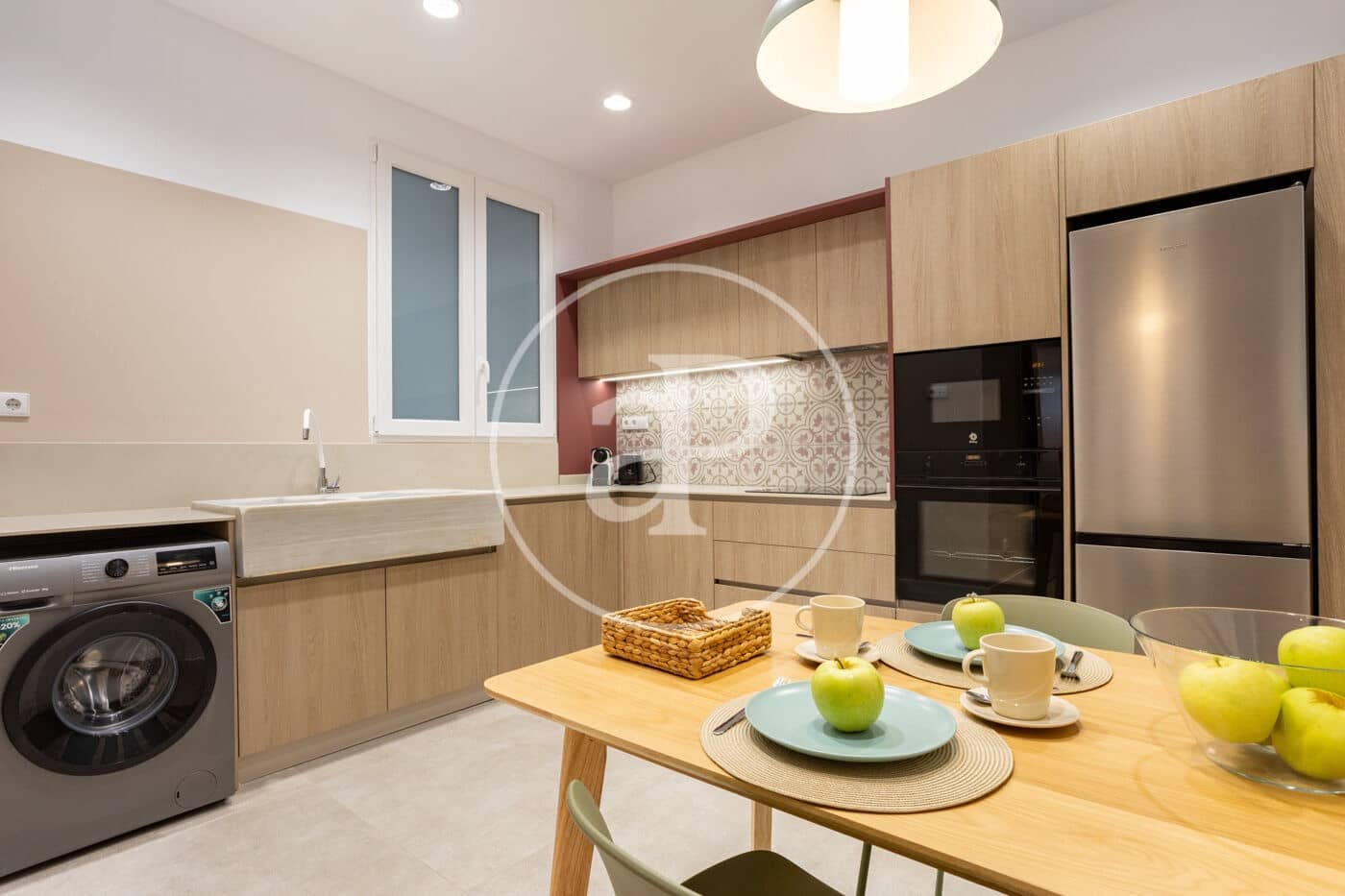 2 bedroom Apartment for rent in Valencia city - € 2,200 (Ref: 10017594)