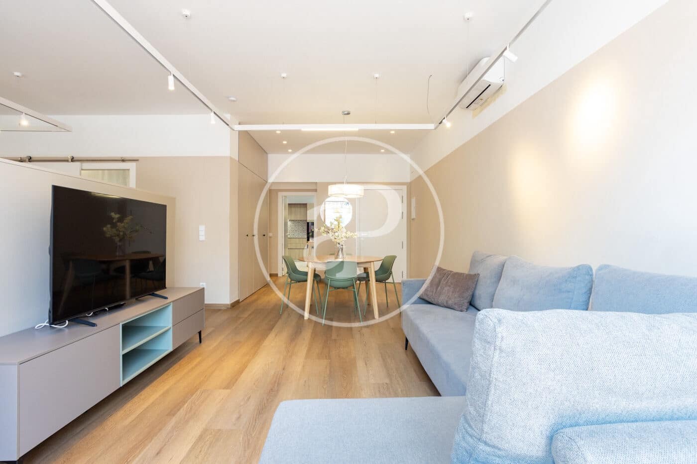 2 bedroom Apartment for rent in Valencia city - € 2,200 (Ref: 10017594)