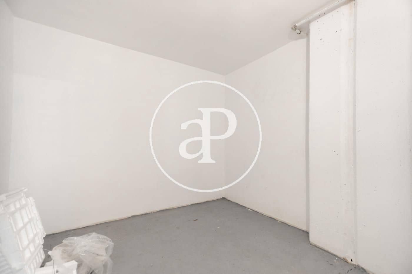3 quarto Apartamento para arrendar em Valencia cidade com piscina garagem - 2 800 € (Ref: 10022557)