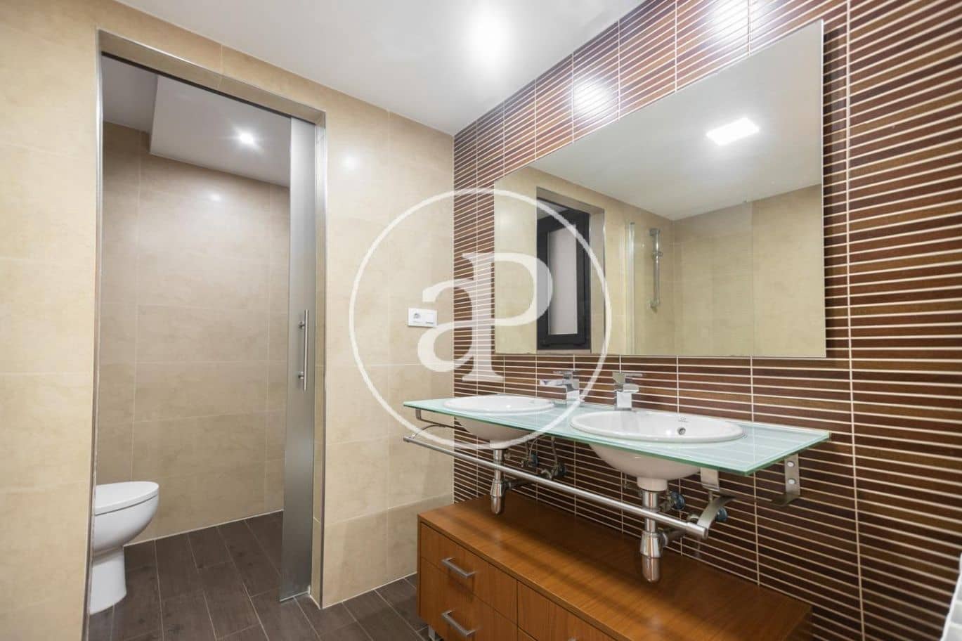 3 quarto Apartamento para arrendar em Valencia cidade com piscina garagem - 2 800 € (Ref: 10022557)