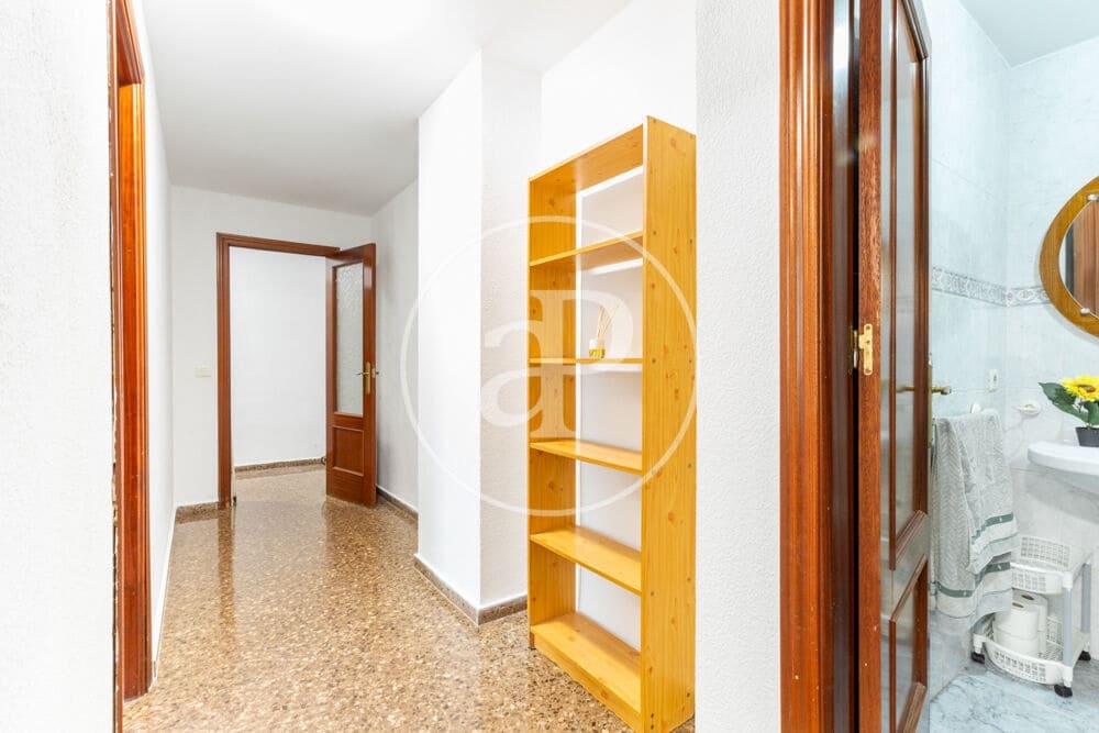 4 bedroom Apartment for rent in Valencia city - € 1,650 (Ref: 10022558)