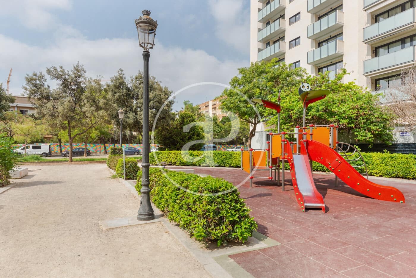 2 quarto Apartamento para arrendar em Valencia cidade com piscina garagem - 2 450 € (Ref: 10022560)