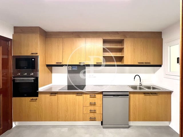 4 camera da letto Appartamento da affittare in Arrancapins, Valencia città con garage - 2.200 € (Rif: 10024243)