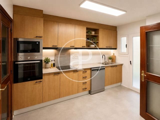 4 camera da letto Appartamento da affittare in Arrancapins, Valencia città con garage - 2.200 € (Rif: 10024243)