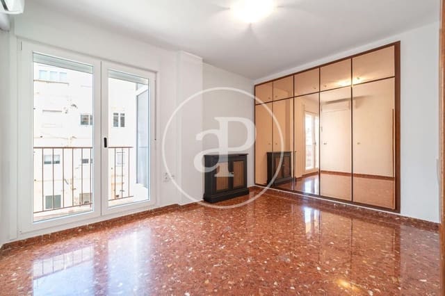 4 camera da letto Appartamento da affittare in Arrancapins, Valencia città con garage - 2.200 € (Rif: 10024243)