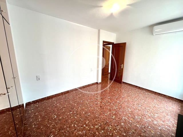 4 camera da letto Appartamento da affittare in Arrancapins, Valencia città con garage - 2.200 € (Rif: 10024243)