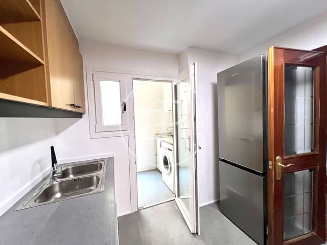4 camera da letto Appartamento da affittare in Arrancapins, Valencia città con garage - 2.200 € (Rif: 10024243)