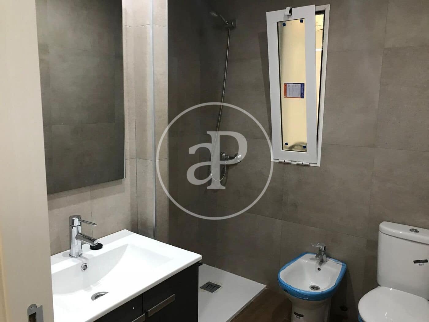 2 soverom Leilighet til leie i Valencia by - € 1 650 (Ref: 10024244)