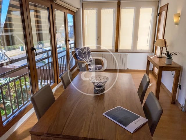 Villa/Maison de 3 chambres à louer à Burriana / Borriana - 1 100 € (Ref: 10024246)