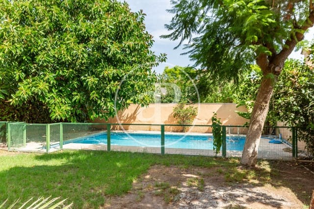 5 soveværelse Villa til salg i L'Eliana med swimmingpool - € 650.000 (Ref: 10025824)