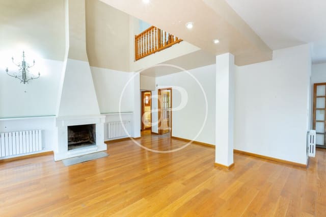 5 soveværelse Villa til salg i L'Eliana med swimmingpool - € 650.000 (Ref: 10025824)