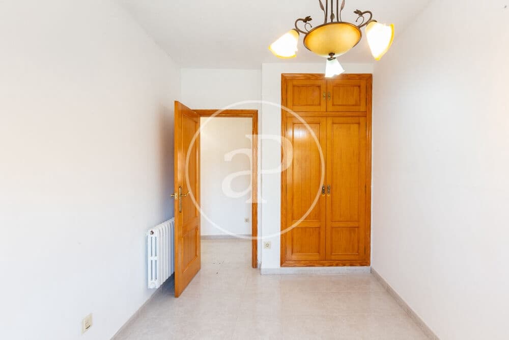 5 soveværelse Villa til salg i L'Eliana med swimmingpool - € 650.000 (Ref: 10025824)