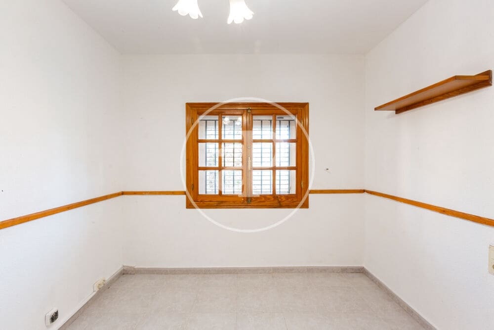 5 soveværelse Villa til salg i L'Eliana med swimmingpool - € 650.000 (Ref: 10025824)