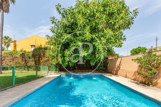 5 soveværelse Villa til salg i L'Eliana med swimmingpool - € 650.000 (Ref: 10025824)