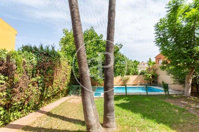 5 soveværelse Villa til salg i L'Eliana med swimmingpool - € 650.000 (Ref: 10025824)