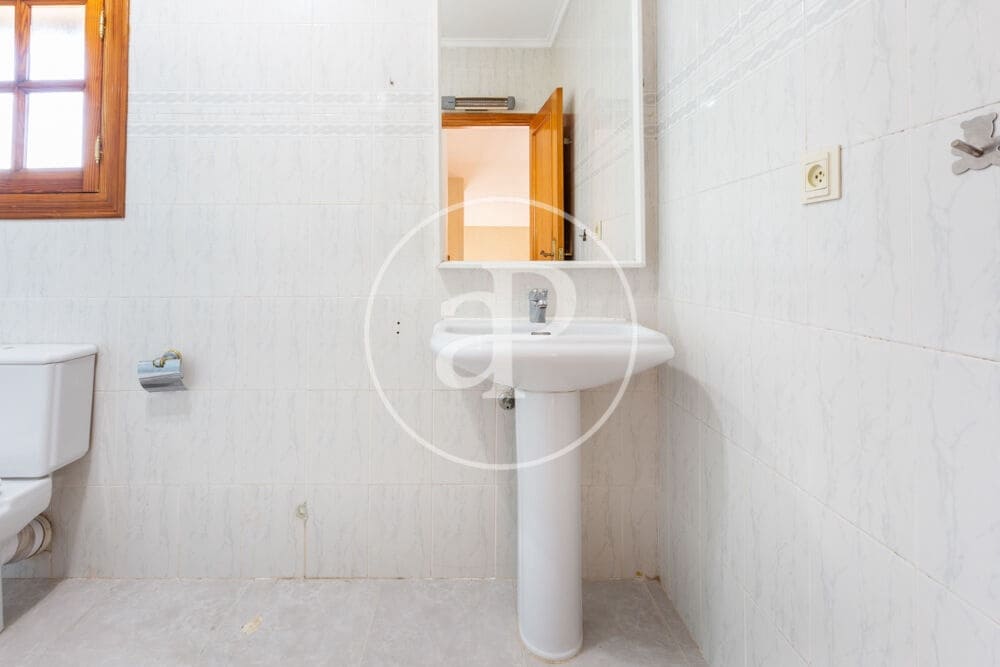 5 soveværelse Villa til salg i L'Eliana med swimmingpool - € 650.000 (Ref: 10025824)