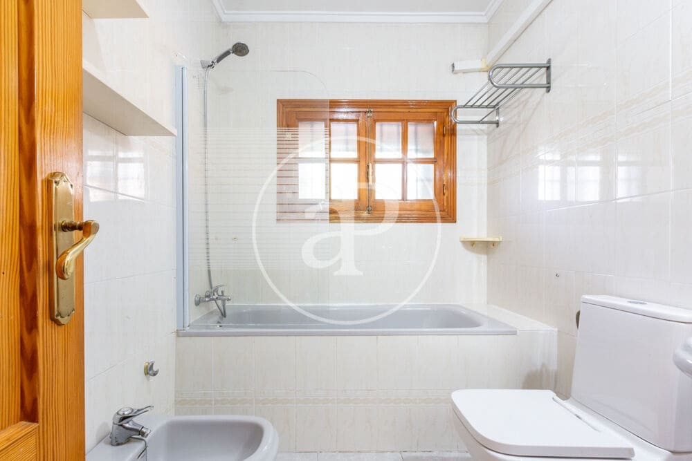 5 soveværelse Villa til salg i L'Eliana med swimmingpool - € 650.000 (Ref: 10025824)