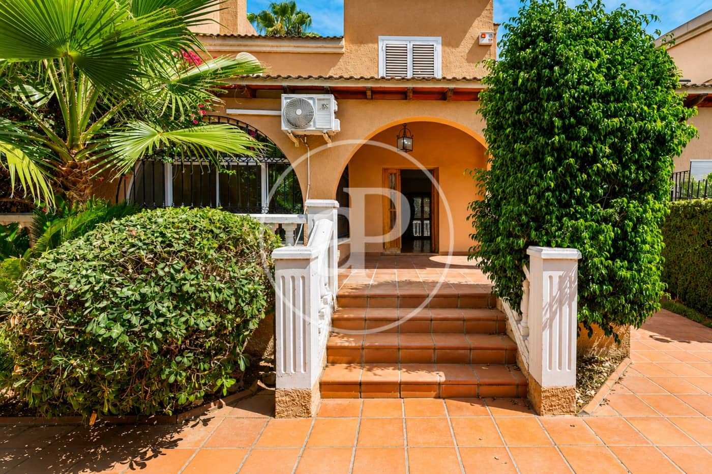 5 soveværelse Villa til salg i L'Eliana med swimmingpool - € 650.000 (Ref: 10025824)