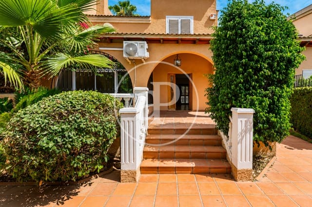 5 soveværelse Villa til salg i L'Eliana med swimmingpool - € 650.000 (Ref: 10025824)