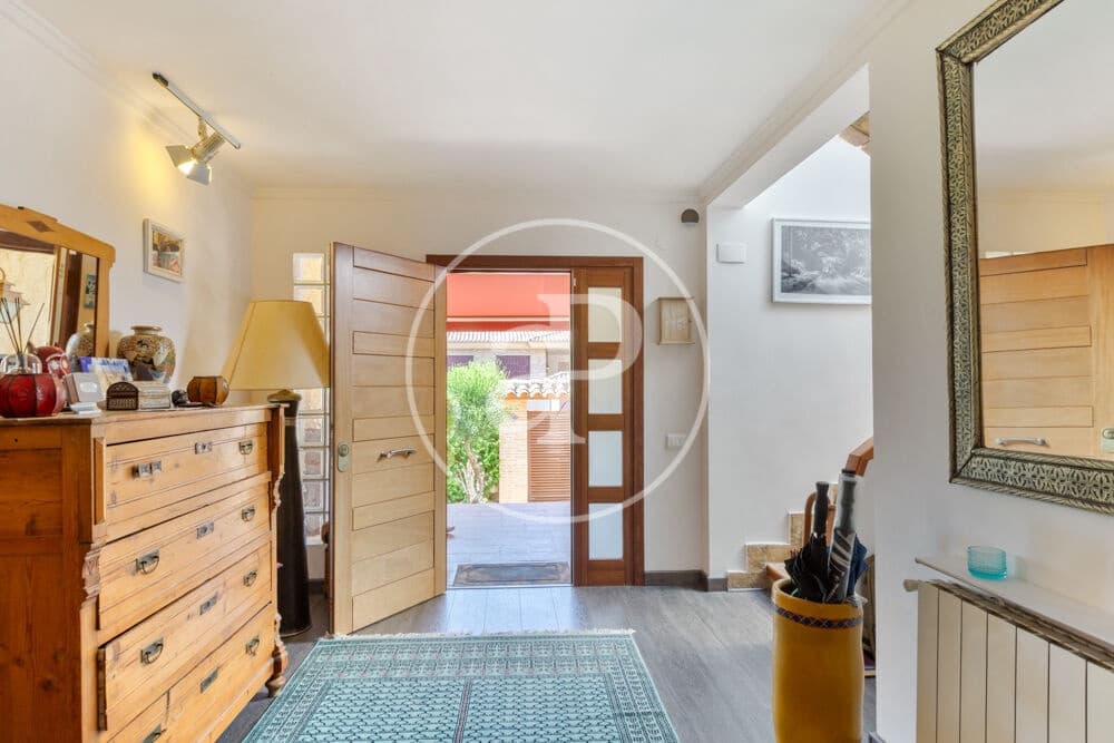 3 soverom Villa til salgs i L'Eliana med svømmebasseng - € 680 000 (Ref: 10030665)