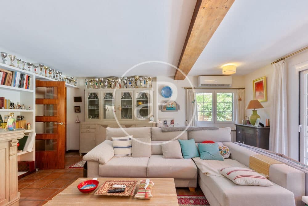 3 soverom Villa til salgs i L'Eliana med svømmebasseng - € 680 000 (Ref: 10030665)