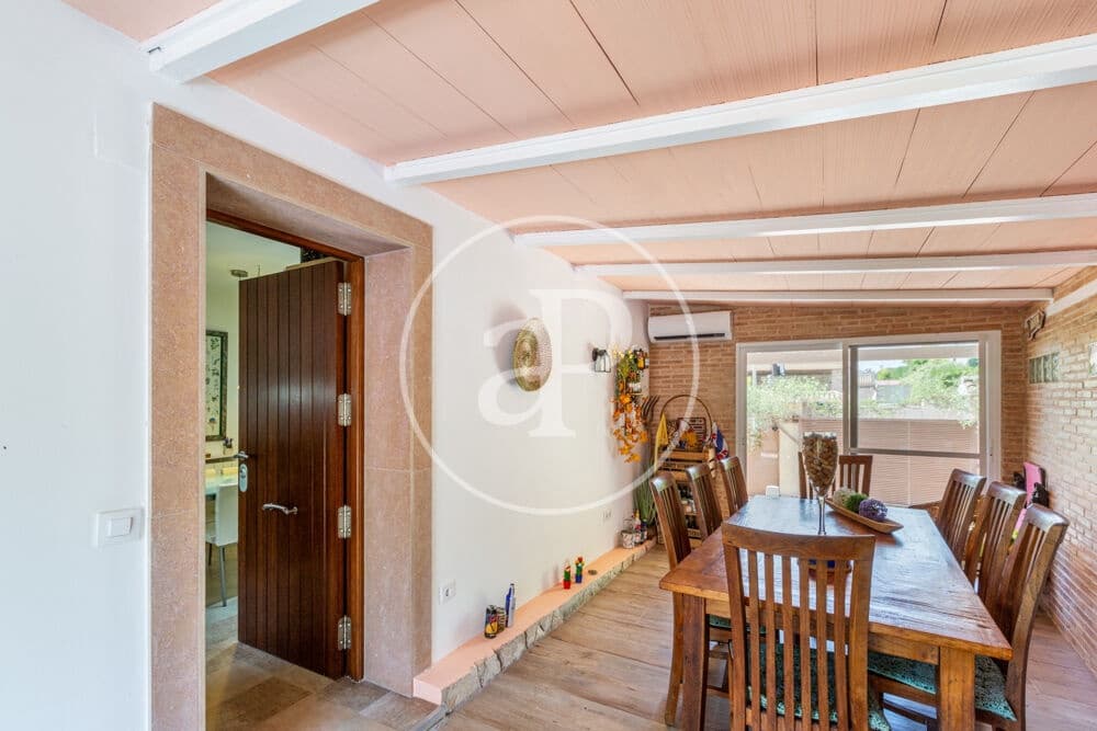 3 soverom Villa til salgs i L'Eliana med svømmebasseng - € 680 000 (Ref: 10030665)