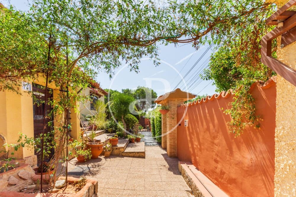 3 soverom Villa til salgs i L'Eliana med svømmebasseng - € 680 000 (Ref: 10030665)
