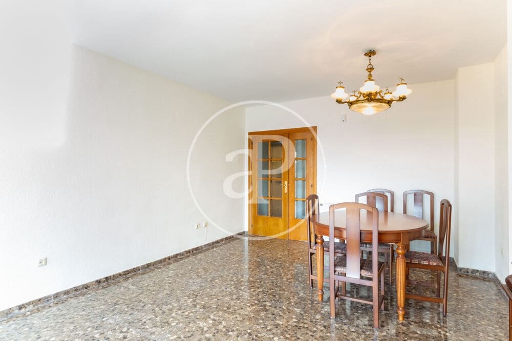 4 sypialnia Apartament na sprzedaż w Miasto Walencja - 568 000 € (Ref: 10032146)