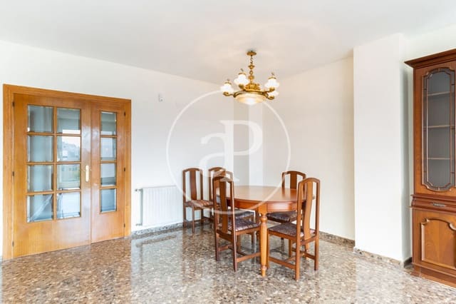 4 sovrum Lägenhet till salu i Russafa, Valencia stad - 568 000 € (Ref: 10032146)