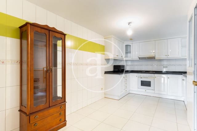 4 sovrum Lägenhet till salu i Russafa, Valencia stad - 568 000 € (Ref: 10032146)