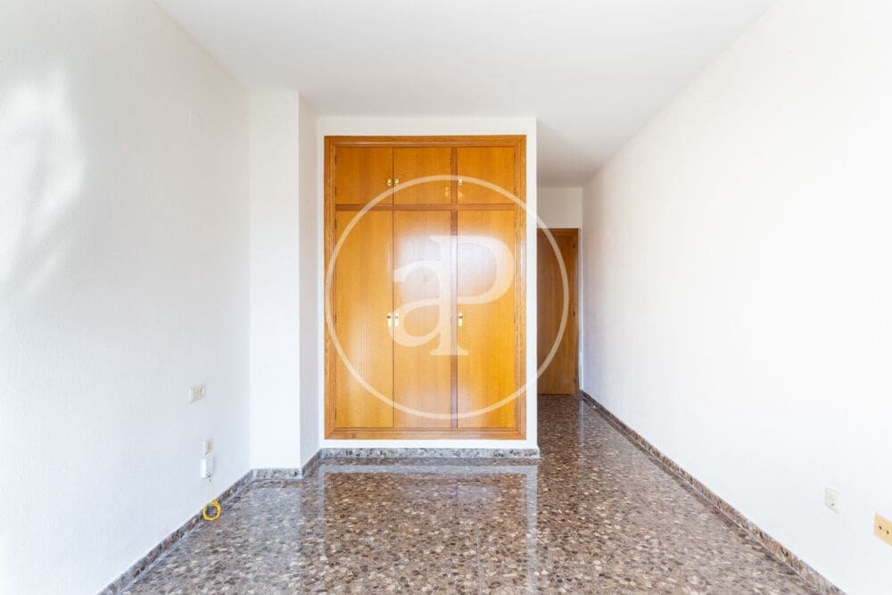 4 sypialnia Apartament na sprzedaż w Miasto Walencja - 568 000 € (Ref: 10032146)
