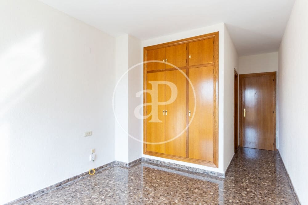 4 sypialnia Apartament na sprzedaż w Miasto Walencja - 568 000 € (Ref: 10032146)