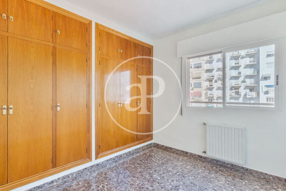 4 sypialnia Apartament na sprzedaż w Miasto Walencja - 568 000 € (Ref: 10032146)