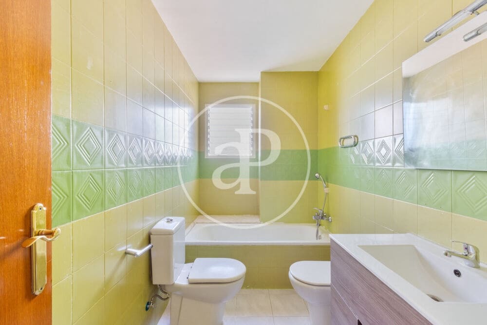 4 sypialnia Apartament na sprzedaż w Miasto Walencja - 568 000 € (Ref: 10032146)