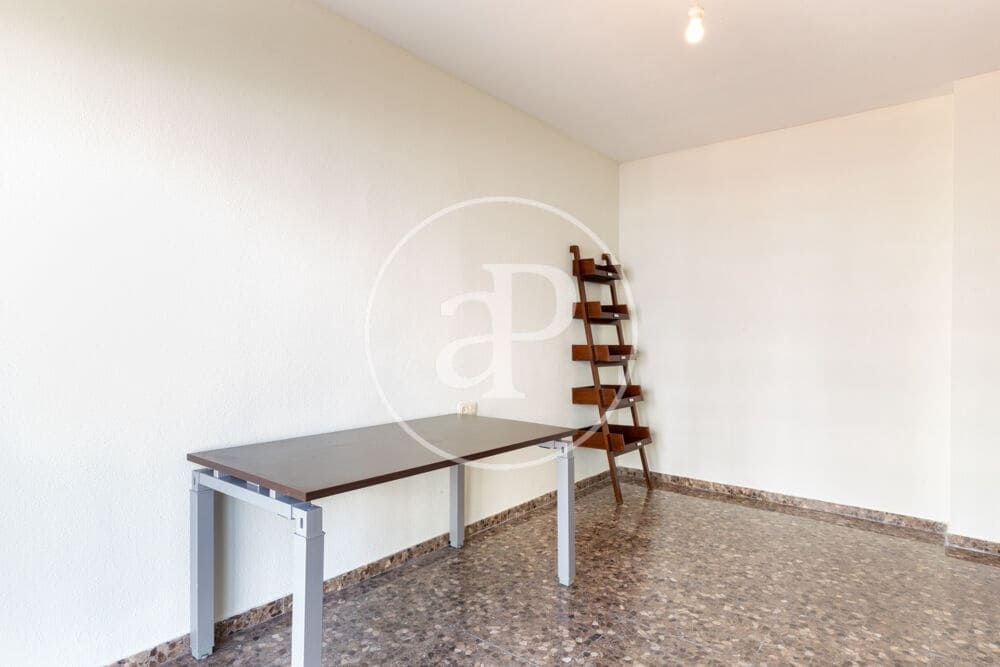 4 sypialnia Apartament na sprzedaż w Miasto Walencja - 568 000 € (Ref: 10032146)