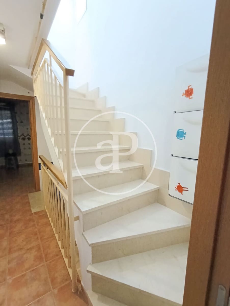3 bedroom Villa for sale in Almassora / Almazora with pool - € 200,000 (Ref: 10034070)