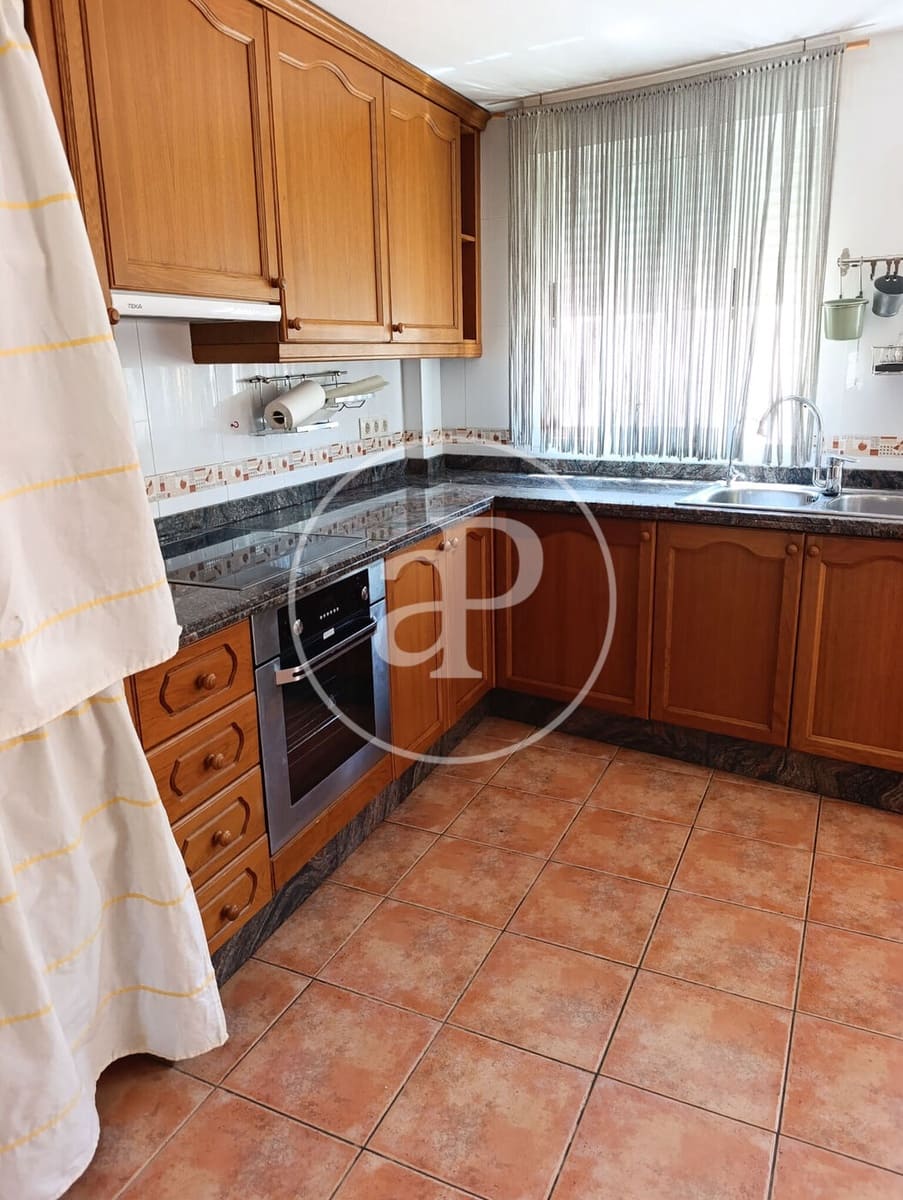 3 bedroom Villa for sale in Almassora / Almazora with pool - € 200,000 (Ref: 10034070)