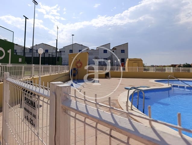 3 bedroom Villa for sale in Almassora / Almazora with pool - € 200,000 (Ref: 10034070)