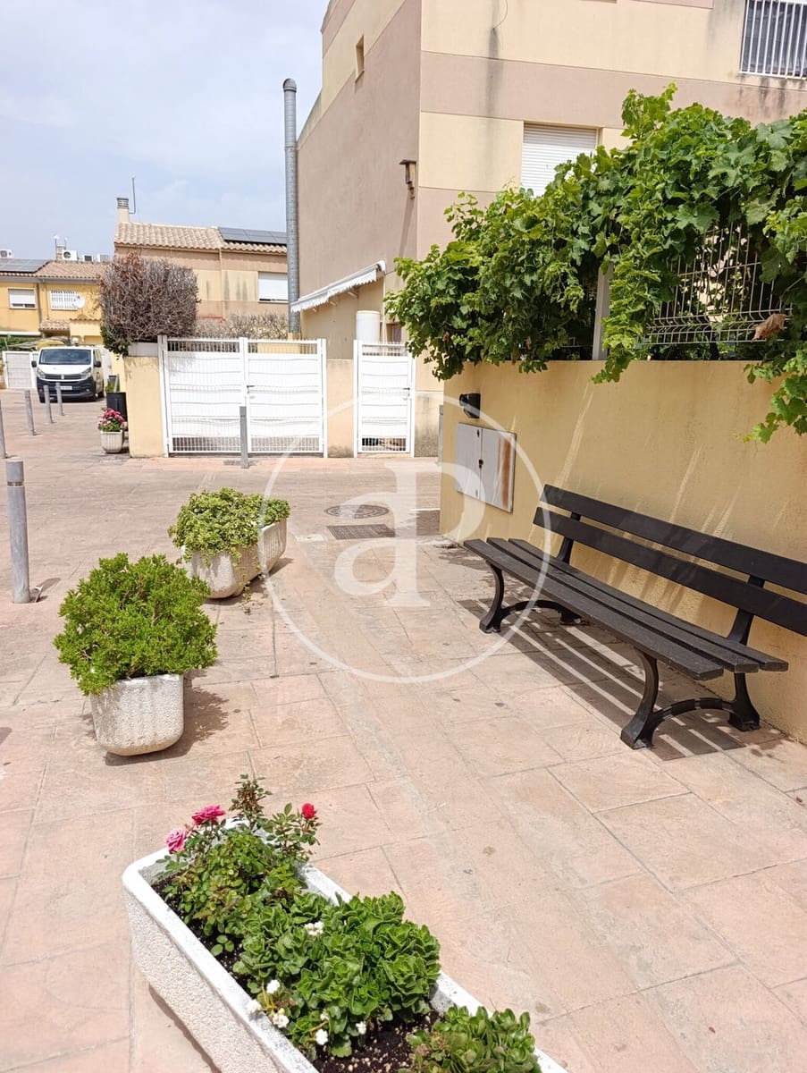 3 bedroom Villa for sale in Almassora / Almazora with pool - € 200,000 (Ref: 10034070)