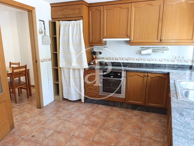 3 bedroom Villa for sale in Almassora / Almazora with pool - € 200,000 (Ref: 10034070)