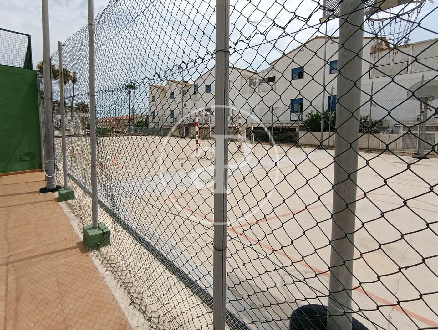 3 bedroom Villa for sale in Almassora / Almazora with pool - € 200,000 (Ref: 10034070)