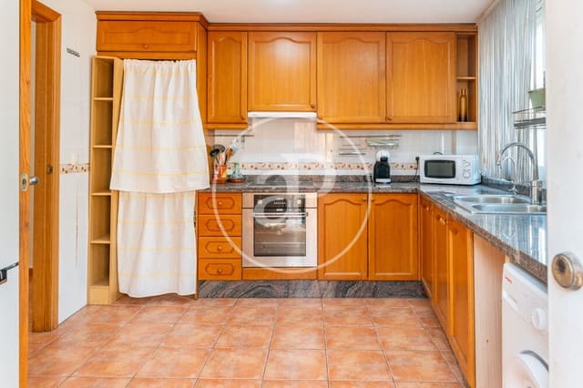 3 soverom Villa til salgs i Almassora / Almazora med svømmebasseng - € 200 000 (Ref: 10034070)