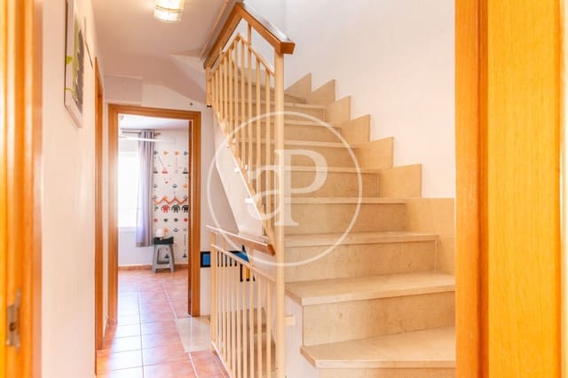 3 soverom Villa til salgs i Almassora / Almazora med svømmebasseng - € 200 000 (Ref: 10034070)