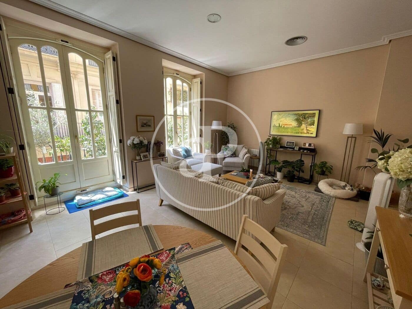 3 sovrum Lägenhet att hyra i Valencia stad - 2 300 € (Ref: 10034072)
