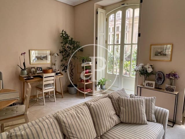 3 sovrum Lägenhet att hyra i La Xerea, Valencia stad - 2 300 € (Ref: 10034072)