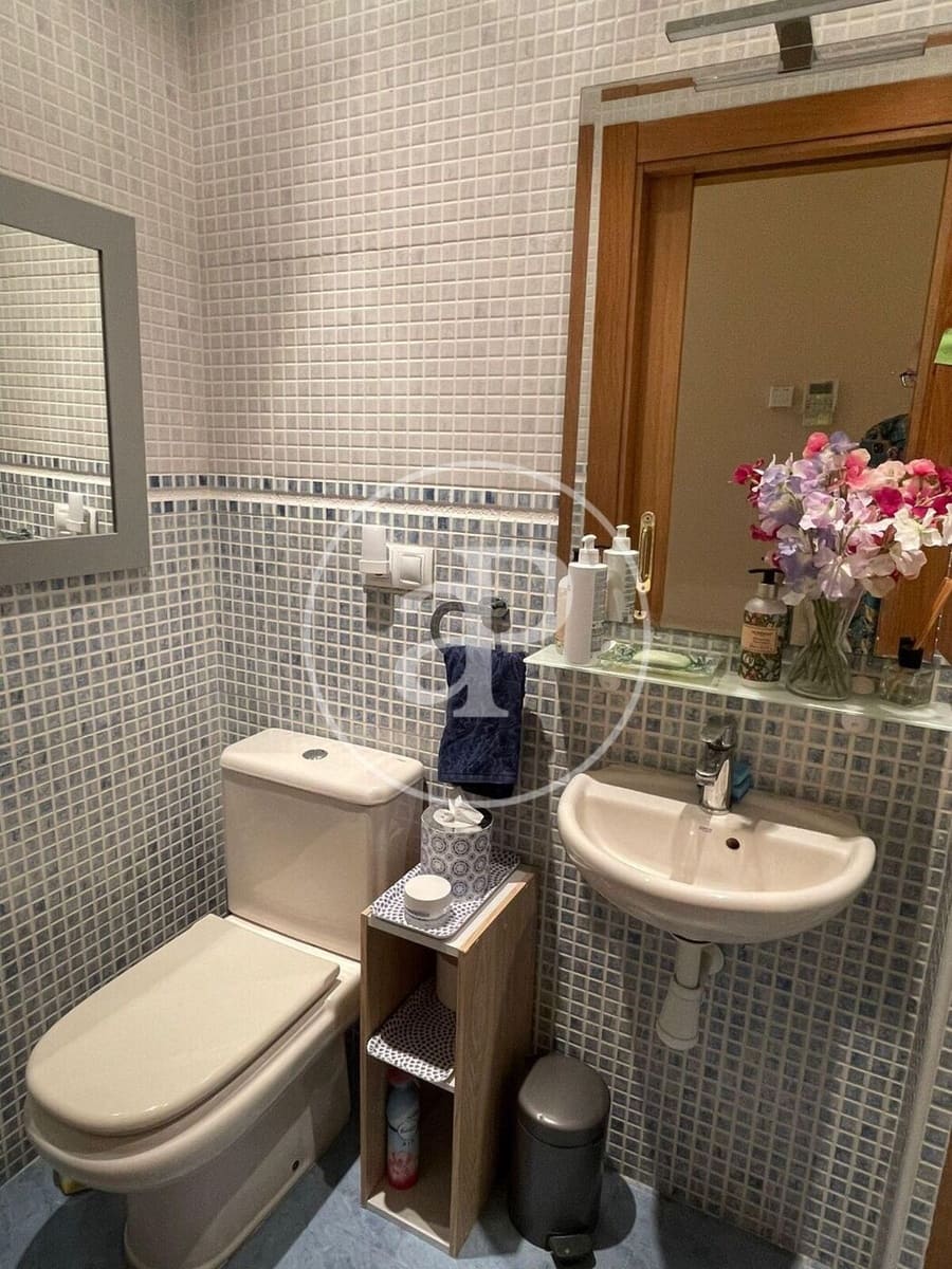 3 sovrum Lägenhet att hyra i Valencia stad - 2 300 € (Ref: 10034072)