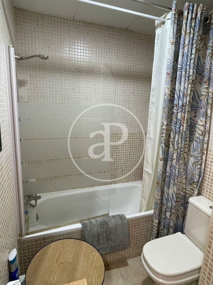 3 sovrum Lägenhet att hyra i Valencia stad - 2 300 € (Ref: 10034072)