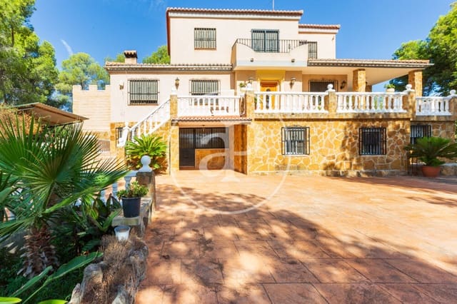 5 sovrum Villa till salu i Albalat dels Tarongers med pool - 320 000 € (Ref: 10034074)