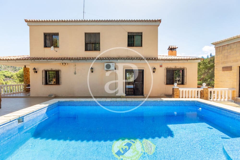 5 sovrum Villa till salu i Albalat dels Tarongers med pool - 320 000 € (Ref: 10034074)