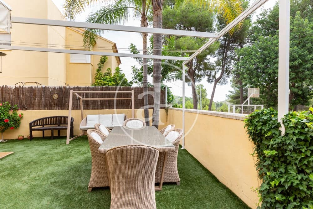 4 chambre Villa/Maison à vendre à Godelleta avec piscine - 319 000 € (Ref: 10034075)